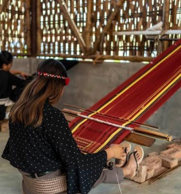 Nagaland Weaving Traditions: Intricate Patterns and Techniques